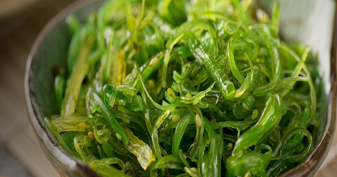 Как приготовить салат с морской капустой по-корейски