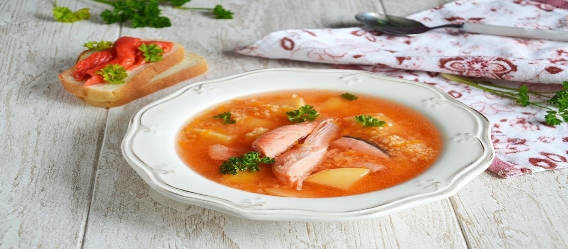 Вкусный рыбный суп из головы семги
