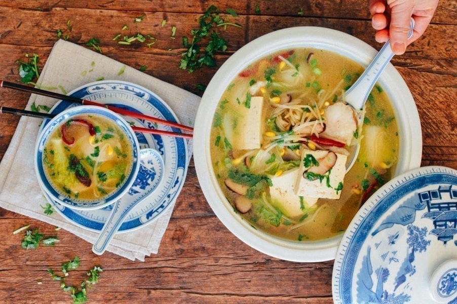 Как приготовить простой рыбный суп из филе тилапии
