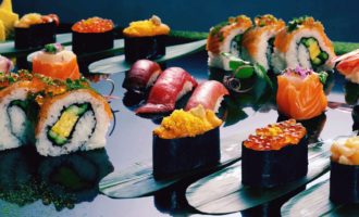 Это блюдо японской кухни покорило весь мир: как отметить день суши 18 июня